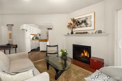111 W Kinnear Place Seattle WA 98119