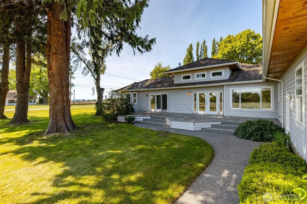 17032 Dunbar Road Mount Vernon WA 98273