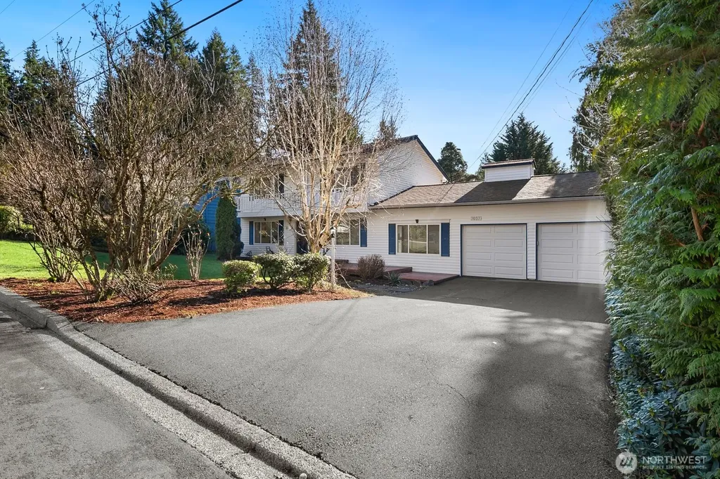 7037 NE 137th Street Kirkland WA 98034