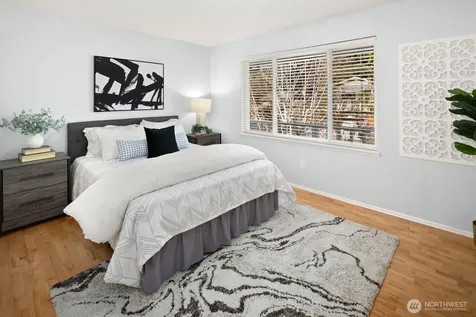 7037 NE 137th Street Kirkland WA 98034