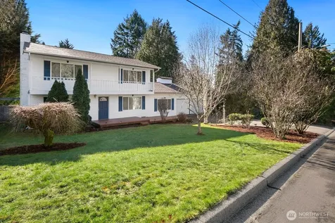 7037 NE 137th Street Kirkland WA 98034