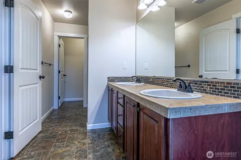 20612 95th Avenue Ct E Graham WA 98338