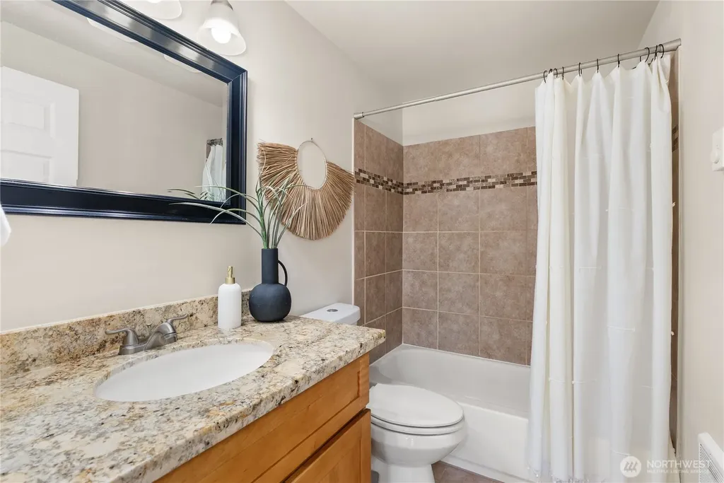 1029 Mccormick Street NE Olympia WA 98506