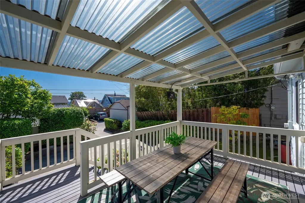 3444 11th Avenue W Seattle WA 98119