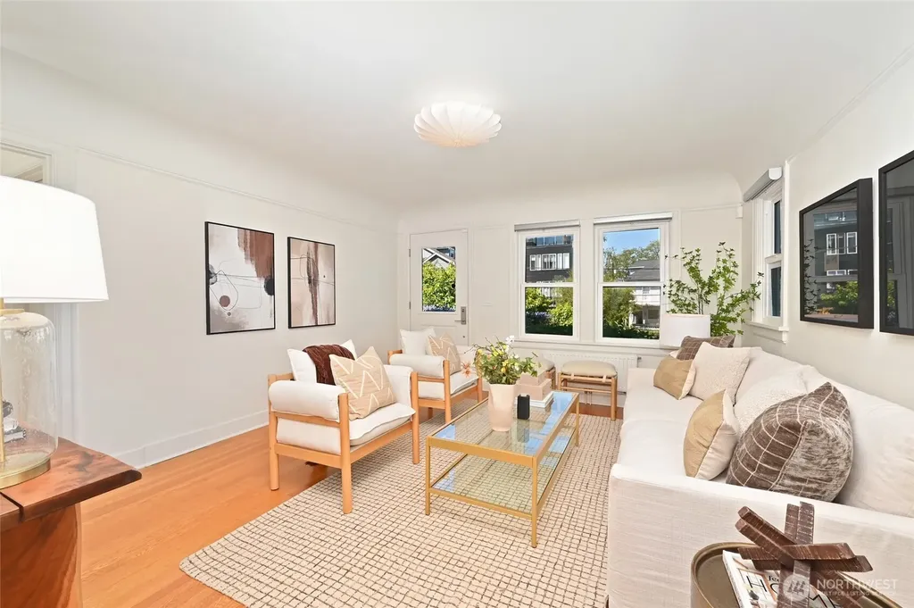 3444 11th Avenue W Seattle WA 98119