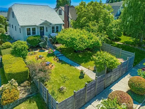 3444 11th Avenue W Seattle WA 98119