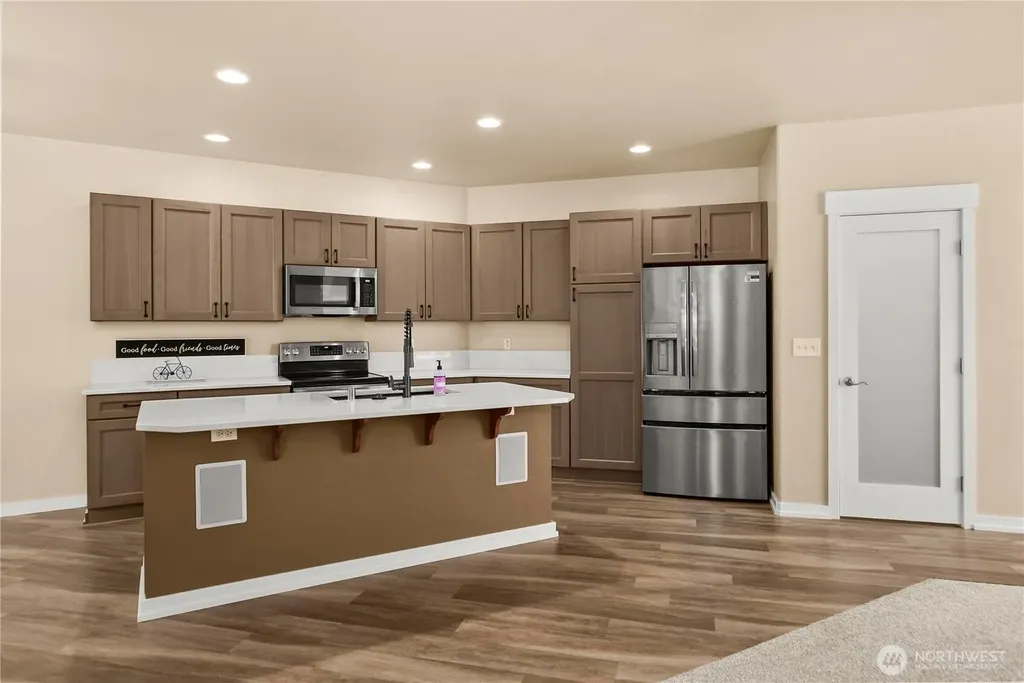 9306 E 228th Street E Buckley WA 98321