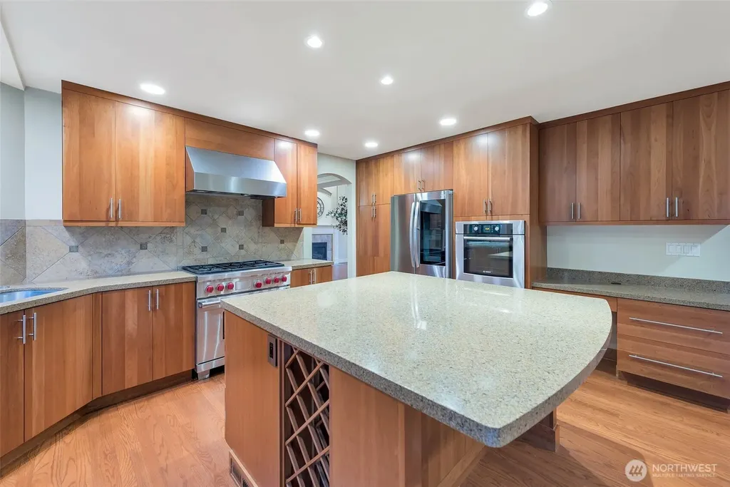 9611 213th Avenue NE Redmond WA 98053