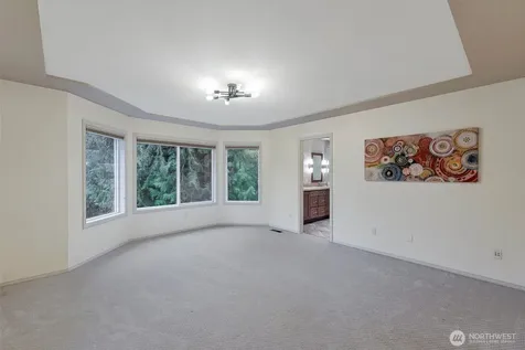 9611 213th Avenue NE Redmond WA 98053