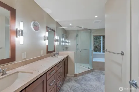 9611 213th Avenue NE Redmond WA 98053