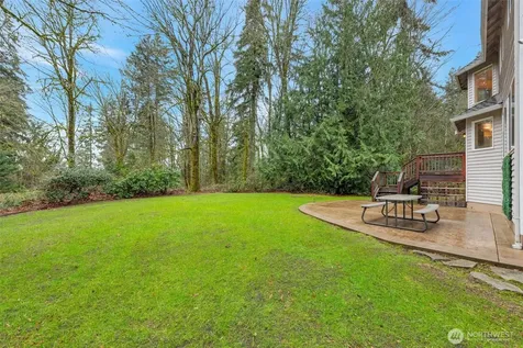 9611 213th Avenue NE Redmond WA 98053