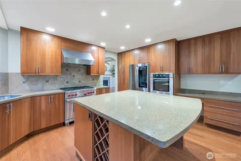 9611 213th Avenue NE Redmond WA 98053