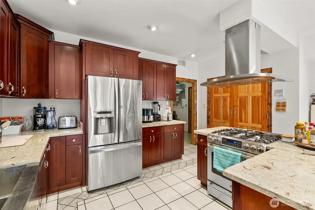 17232 148th Avenue SE Yelm WA 98597