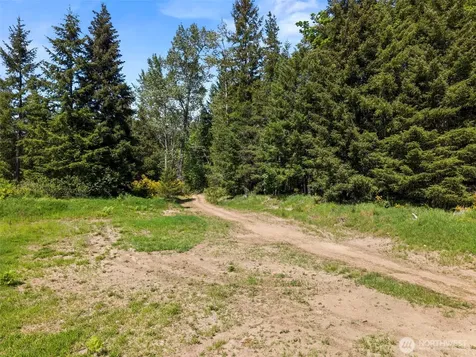 17232 148th Avenue SE Yelm WA 98597