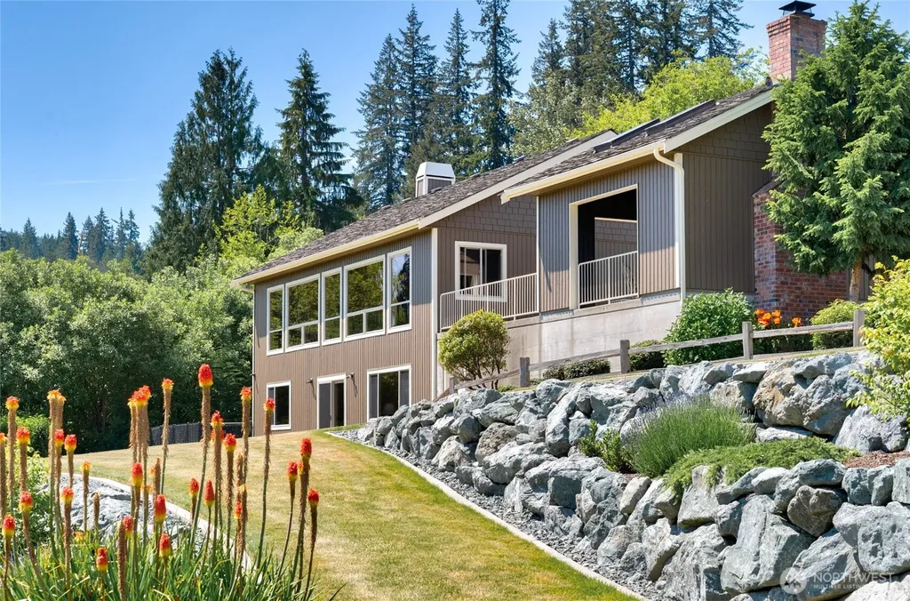 17441 Lake Terrace Place Mount Vernon WA 98274