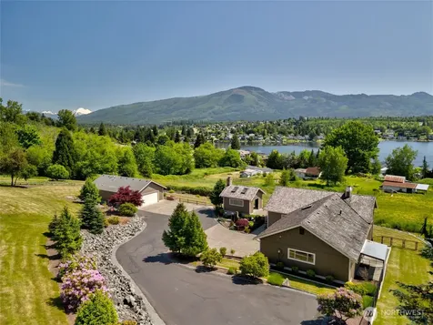 17441 Lake Terrace Place Mount Vernon WA 98274