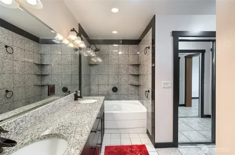 17441 Lake Terrace Place Mount Vernon WA 98274
