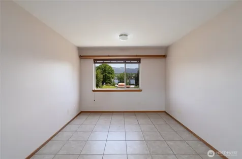 17441 Lake Terrace Place Mount Vernon WA 98274