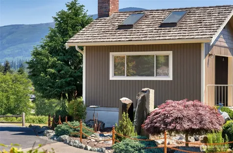 17441 Lake Terrace Place Mount Vernon WA 98274