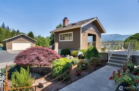 17441 Lake Terrace Place Mount Vernon WA 98274