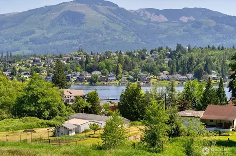 17441 Lake Terrace Place Mount Vernon WA 98274