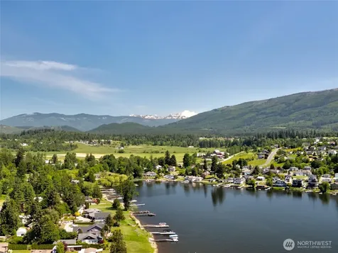 17441 Lake Terrace Place Mount Vernon WA 98274