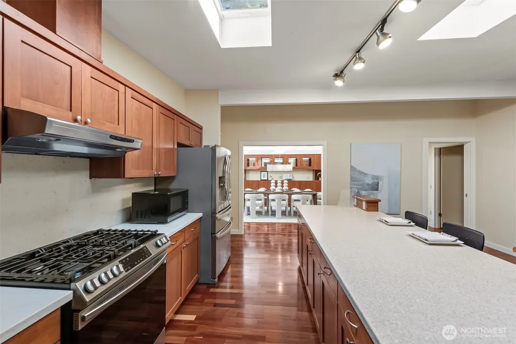1400 143rd Place NE Bellevue WA 98007