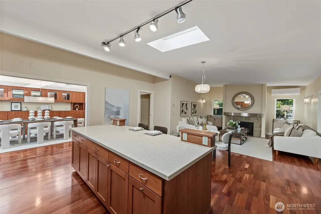 1400 143rd Place NE Bellevue WA 98007