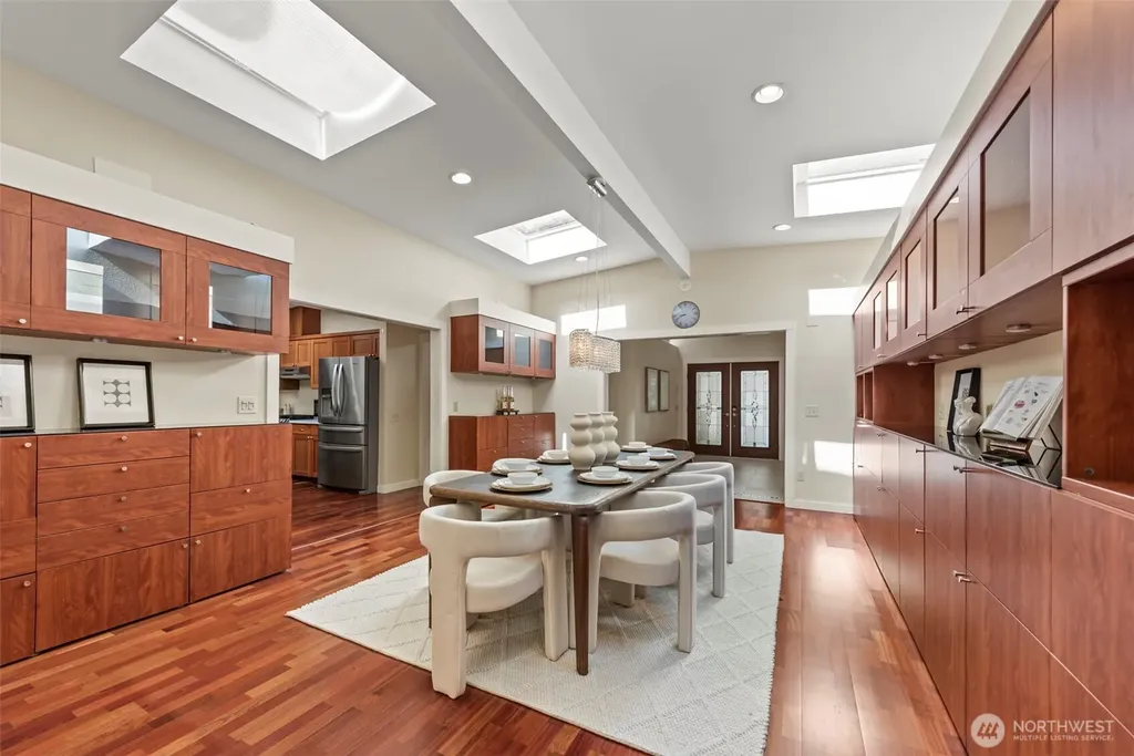 1400 143rd Place NE Bellevue WA 98007