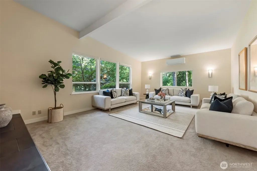 1400 143rd Place NE Bellevue WA 98007