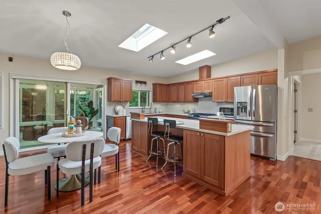 1400 143rd Place NE Bellevue WA 98007
