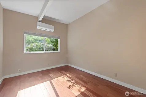 1400 143rd Place NE Bellevue WA 98007
