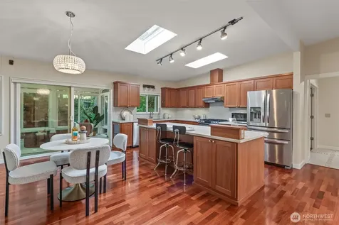 1400 143rd Place NE Bellevue WA 98007