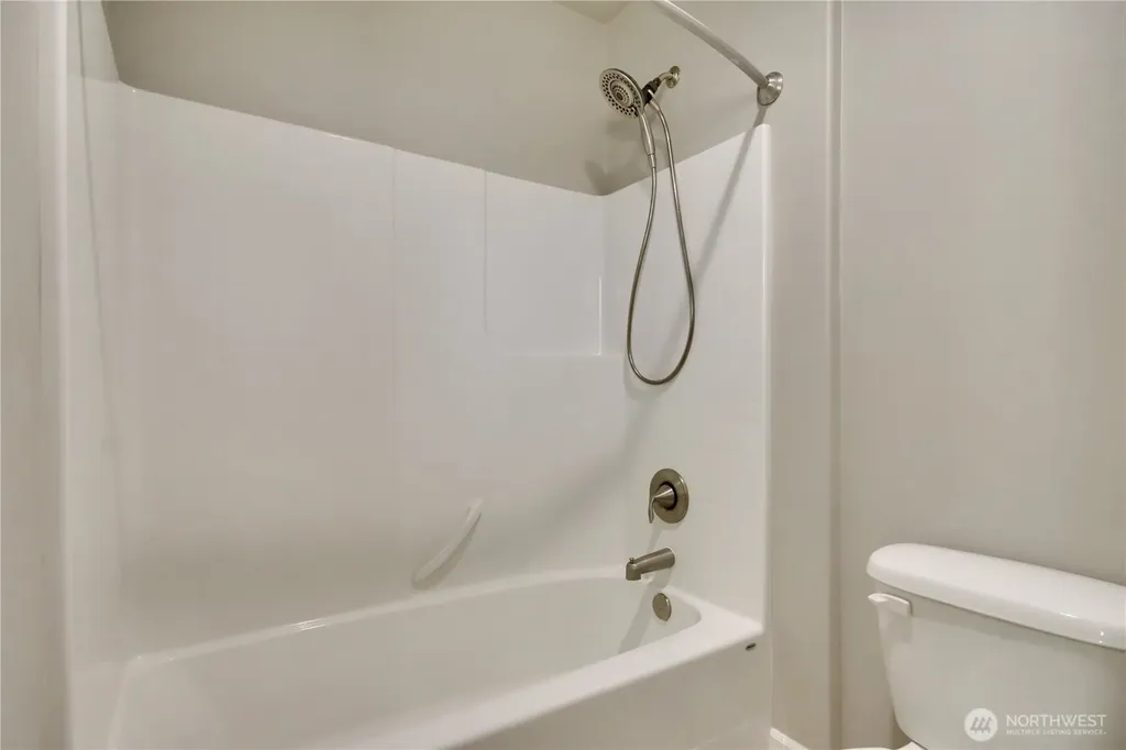13425 189th Avenue E Bonney Lake WA 98391