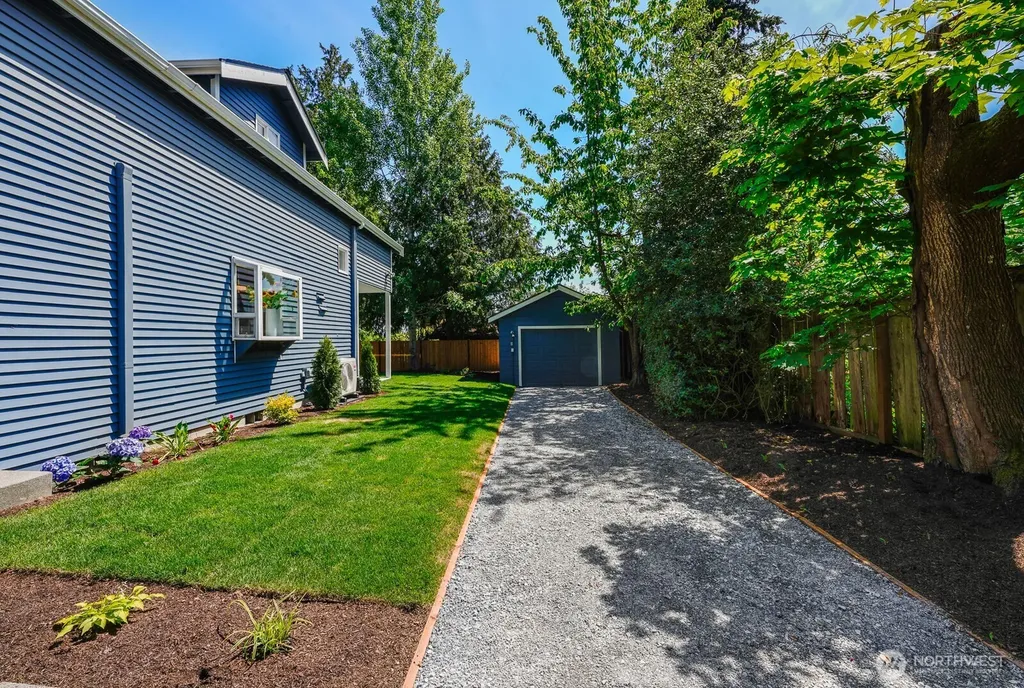 11720 Evanston Avenue N Seattle WA 98133