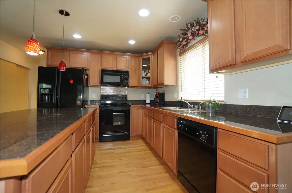 16034 SE 254th Street Covington WA 98042