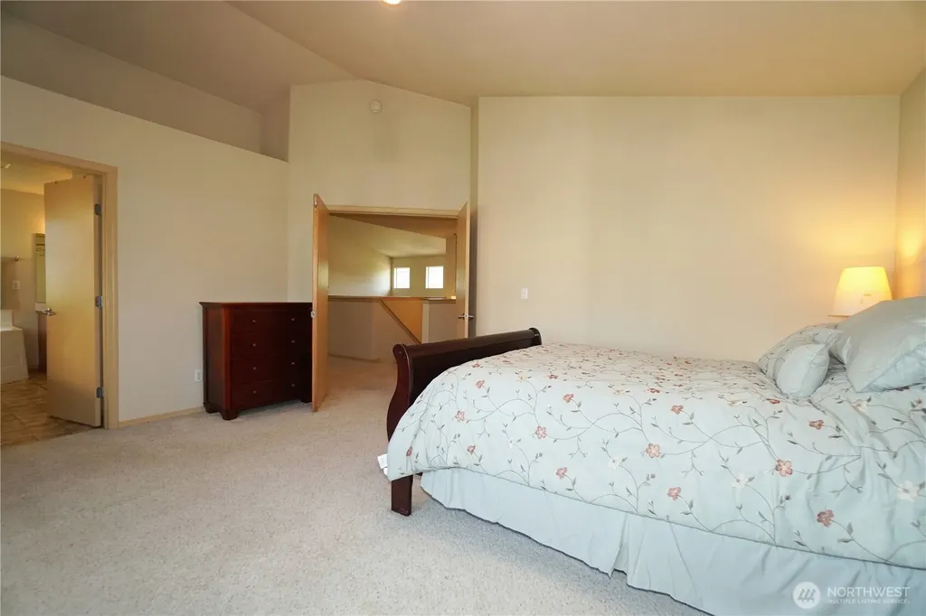 16034 SE 254th Street Covington WA 98042
