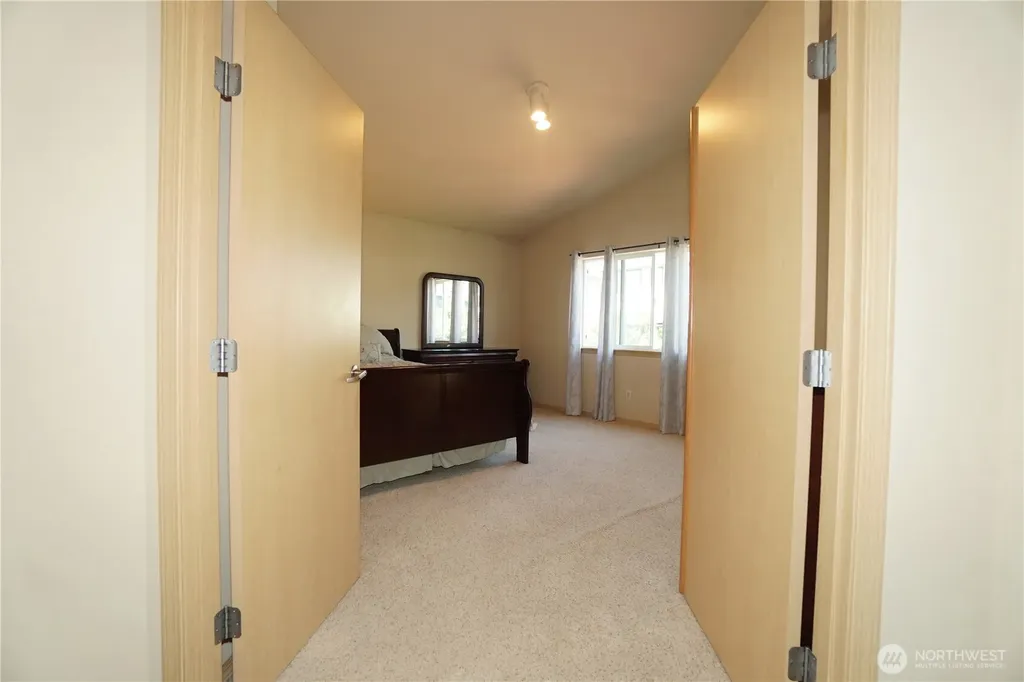 16034 SE 254th Street Covington WA 98042