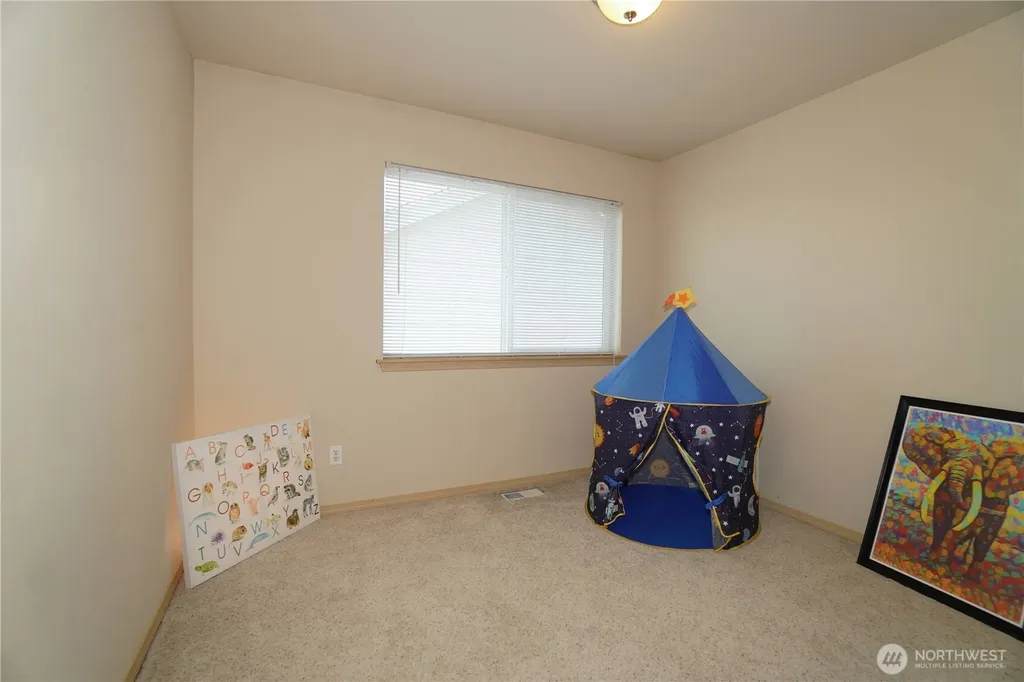 16034 SE 254th Street Covington WA 98042