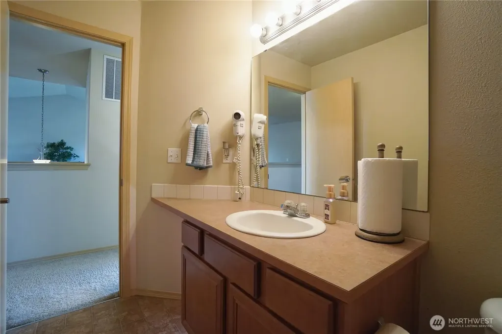 16034 SE 254th Street Covington WA 98042
