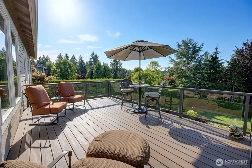 1441 88th Avenue NE Clyde Hill WA 98004