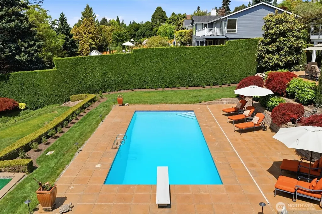 1441 88th Avenue NE Clyde Hill WA 98004