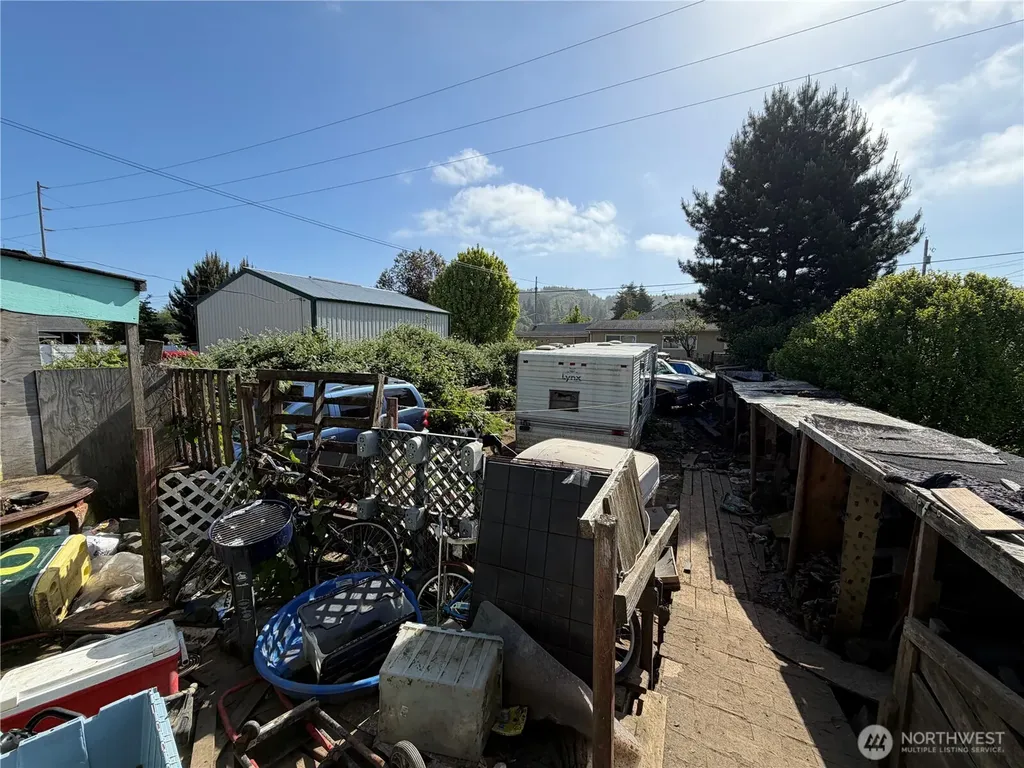 804 Monroe Street Hoquiam WA 98550