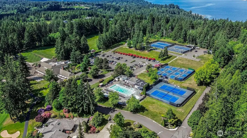 4808 133rd NW Gig Harbor WA 98332