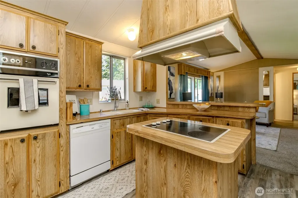 14014 Greenbelt Drive E Bonney Lake WA 98391