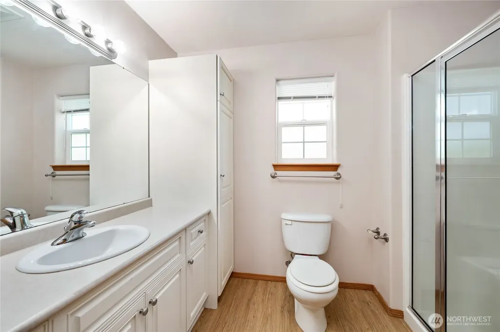 4413 Carstan Loop Blaine WA 98230
