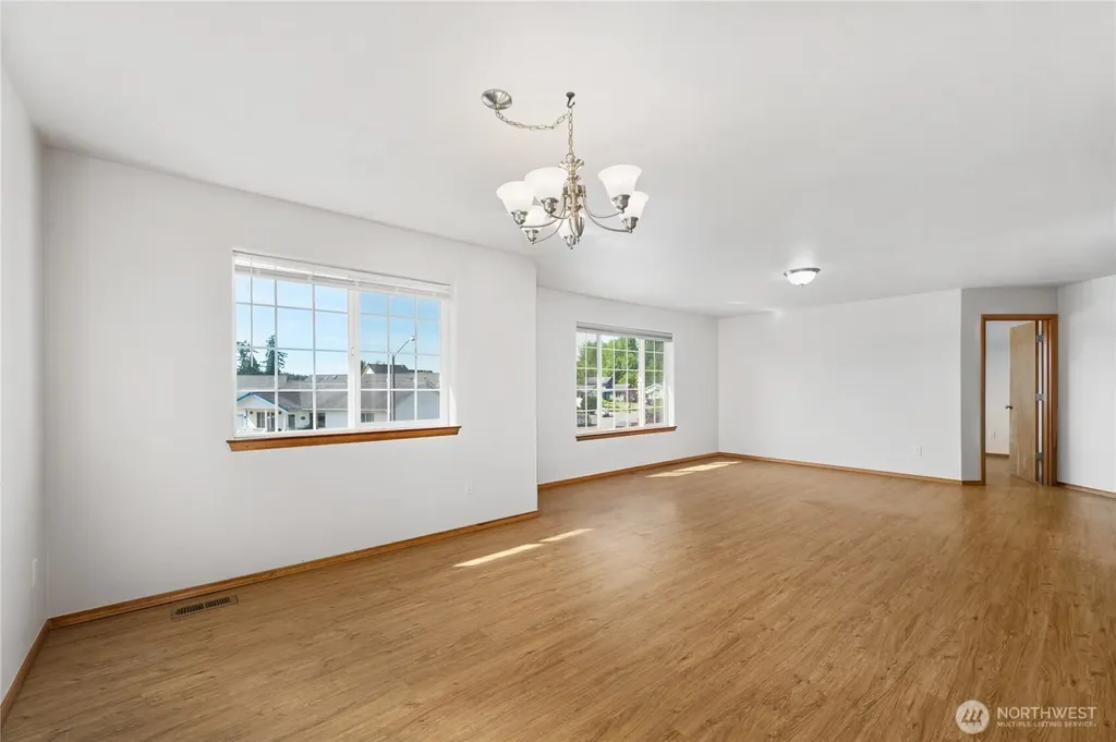 4413 Carstan Loop Blaine WA 98230
