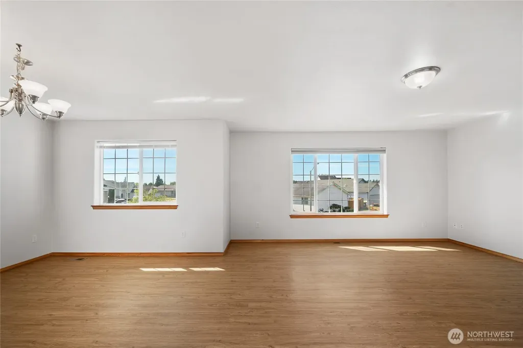 4413 Carstan Loop Blaine WA 98230