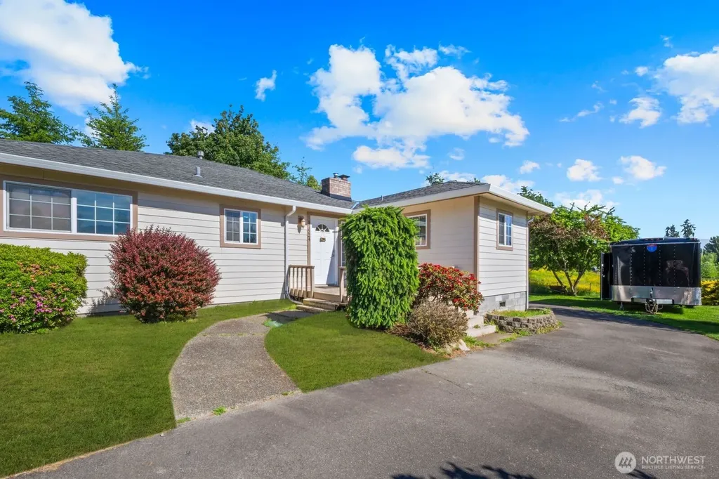 11524 36th Street E Edgewood WA 98372