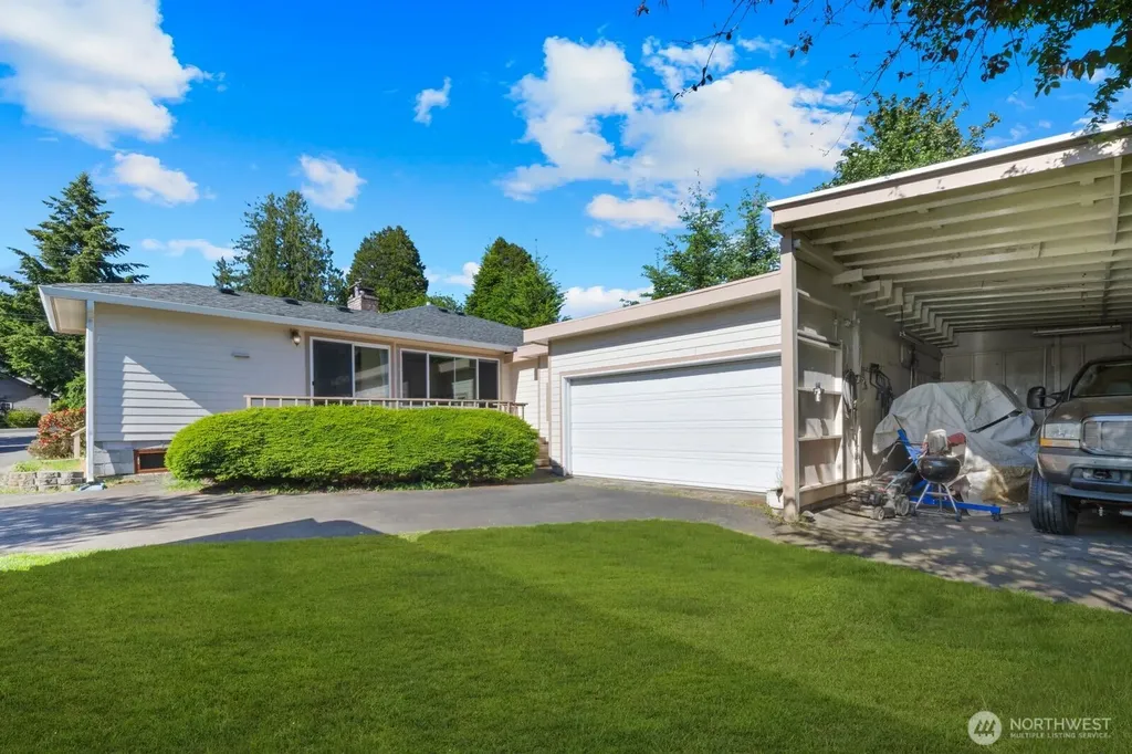 11524 36th Street E Edgewood WA 98372